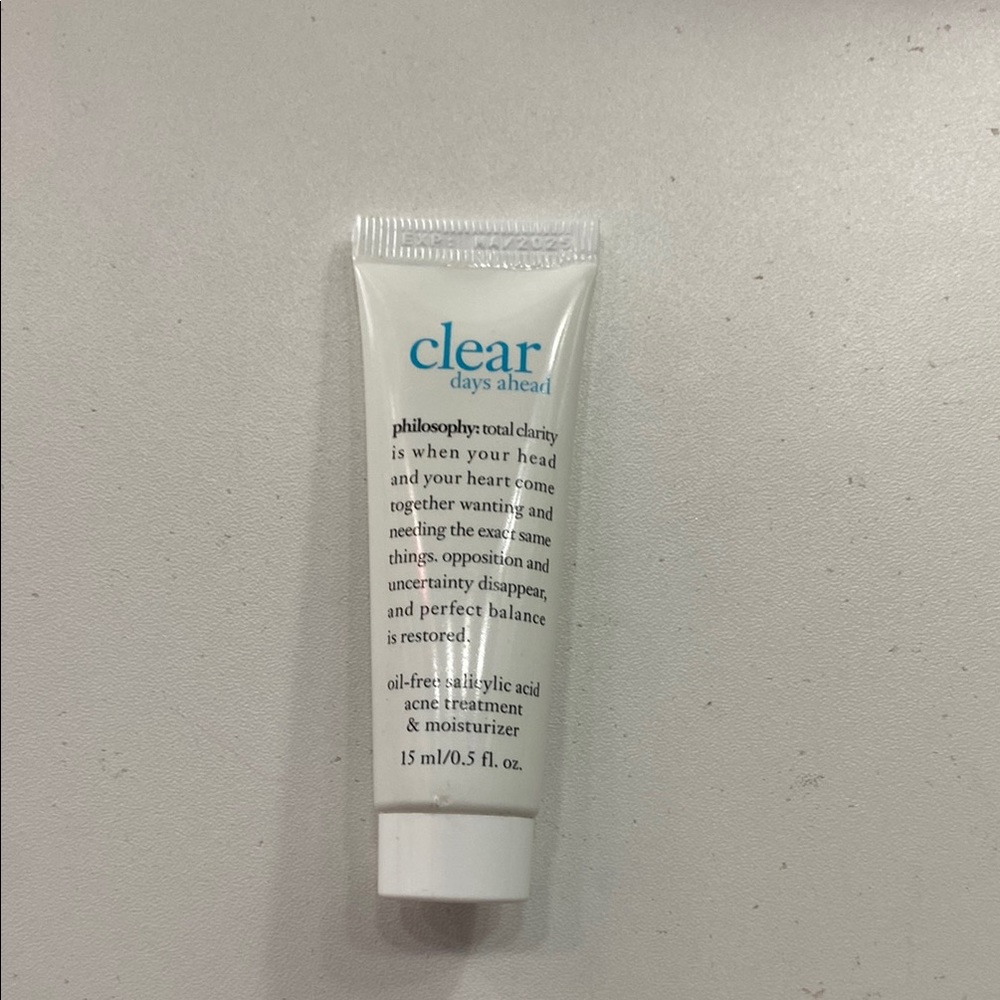 Philosophy Clear Days Ahead Acne Treatment & Moisturizer - White